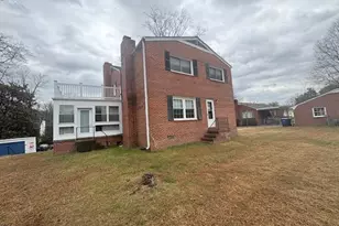 5216 Clifton St, Alexandria, VA 22312 - Photo 2