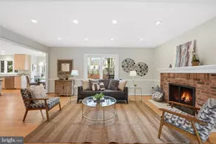 5508 Landmark Pl, Fairfax, VA 22032 - Photo 6