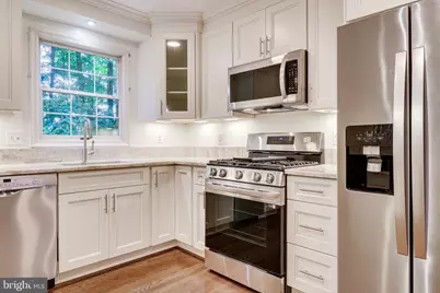 5931 Oakland Park Drive, Burke, VA 22015 - Photo 16