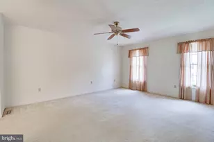 5931 Oakland Park Dr, Burke, VA 22015 - Photo 54