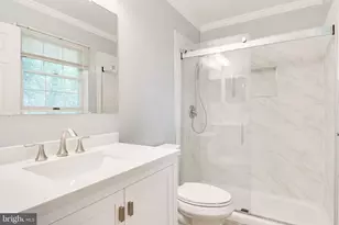 5931 Oakland Park Dr, Burke, VA 22015 - Photo 60