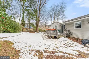 606 Meadow Ln SW, Vienna, VA 22180 - Photo 14