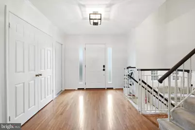 9805 Doulton Court, Fairfax, VA 22032 - Photo 2