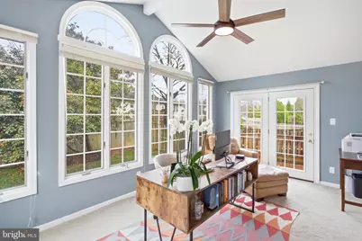 9805 Doulton Court, Fairfax, VA 22032 - Photo 12