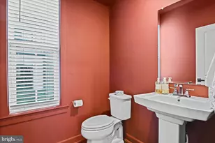 13007 Hattontown Square, Herndon, VA 20171 - Photo 16