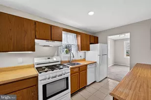 2950 Rosemary Ln, Falls Church, VA 22042 - Photo 14