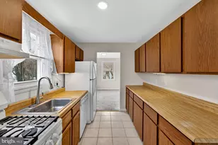 2950 Rosemary Ln, Falls Church, VA 22042 - Photo 2