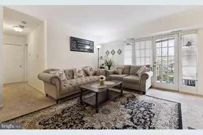 7089 Spring Garden Drive #202, Springfield, VA 22150 - Photo 4