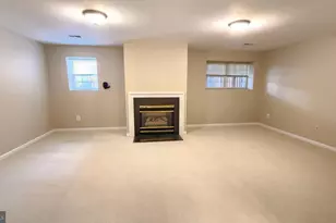 14773 Truitt Farm Dr, Centreville, VA 20120 - Photo 32