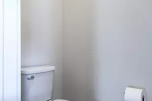 1770 Violet Ridge Pl, McLean, VA 22102 - Photo 36