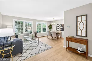 9512 Mdw Grv Ct, Burke, VA 22015 - Photo 6