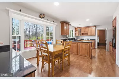 12005 Meadowville Court, Herndon, VA 20170 - Photo 16