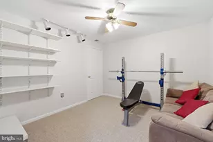 12005 Meadowville Ct, Herndon, VA 20170 - Photo 40