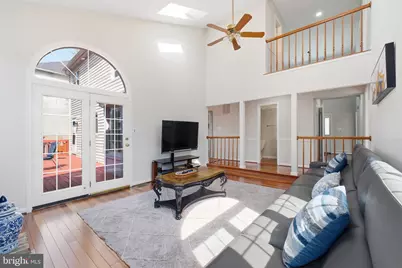12005 Meadowville Court, Herndon, VA 20170 - Photo 14
