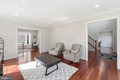 12005 Meadowville Court, Herndon, VA 20170 - Photo 8