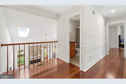 12005 Meadowville Court, Herndon, VA 20170 - Photo 32