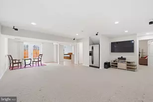 12005 Meadowville Ct, Herndon, VA 20170 - Photo 42