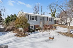 9804 Brightlea Dr, Vienna, VA 22181 - Photo 52