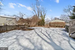 9804 Brightlea Dr, Vienna, VA 22181 - Photo 46