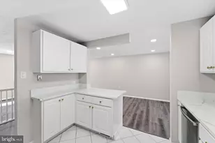 9804 Brightlea Dr, Vienna, VA 22181 - Photo 14