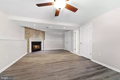 9804 Brightlea Drive, Vienna, VA 22181 - Photo 16