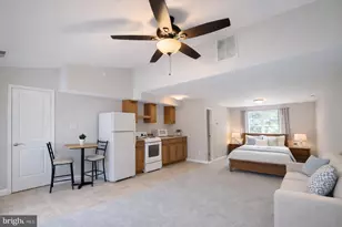 9804 Brightlea Dr, Vienna, VA 22181 - Photo 32