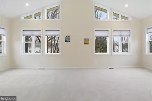 10009 Fairoaks Rd, Vienna, VA 22181 - Photo 14