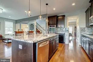 567 Van Buren St, Herndon, VA 20170 - Photo 32