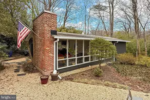 1812 Drury Ln, Alexandria, VA 22307 - Photo 36