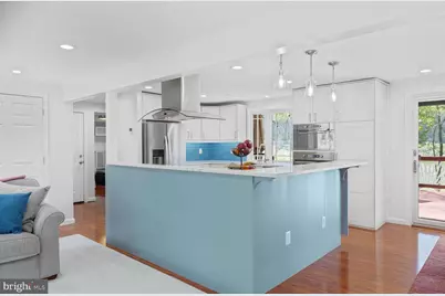 7937 Freehollow Drive, Falls Church, VA 22042 - Photo 10