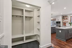 448 Nelson Dr NE, Vienna, VA 22180 - Photo 16