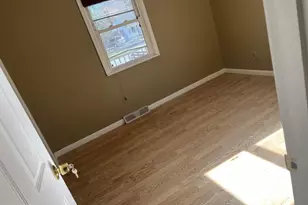 1904 Pimmit Dr, Falls Church, VA 22043 - Photo 14