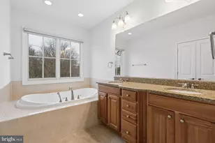 7004 Eastern Red Cedar Ln, McLean, VA 22101 - Photo 26