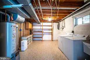 9609 Podium Dr, Vienna, VA 22182 - Photo 40
