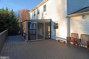 9609 Podium Dr, Vienna, VA 22182 - Photo 34