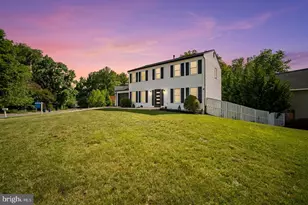 9609 Podium Dr, Vienna, VA 22182 - Photo 6