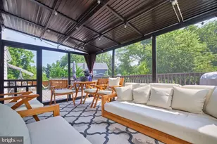 9609 Podium Dr, Vienna, VA 22182 - Photo 30