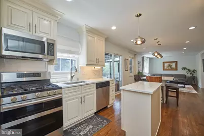 9609 Podium Drive, Vienna, VA 22182 - Photo 20