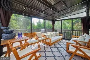 9609 Podium Dr, Vienna, VA 22182 - Photo 32