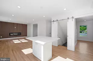 9609 Podium Dr, Vienna, VA 22182 - Photo 20