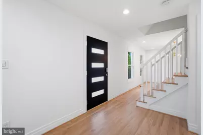 9609 Podium Drive, Vienna, VA 22182 - Photo 8