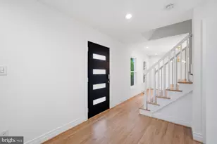 9609 Podium Dr, Vienna, VA 22182 - Photo 8