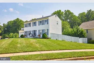 9609 Podium Drive, Vienna, VA 22182 - Photo 4