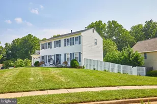 9609 Podium Dr, Vienna, VA 22182 - Photo 4