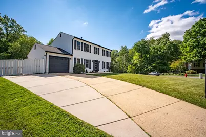 9609 Podium Drive, Vienna, VA 22182 - Photo 4