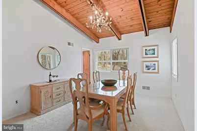 10611 Allenwood Lane, Great Falls, VA 22066 - Photo 20