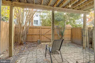 12307 Sleepy Lake Ct, Fairfax, VA 22033 - Photo 32