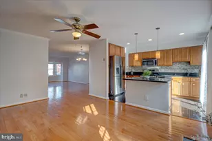 12307 Sleepy Lake Ct, Fairfax, VA 22033 - Photo 8