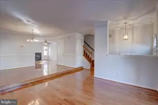 12307 Sleepy Lake Ct, Fairfax, VA 22033 - Photo 4