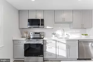 1540 Powells Tavern Pl, Herndon, VA 20170 - Photo 20